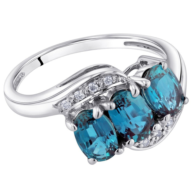 Alexandrite and Diamond 3-Stone Anniversary Ring 1.50 Carats Oval Shape