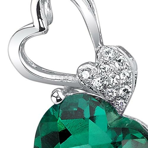 Emerald Pendant Necklace 14 Karat White Gold Heart 2.48 Carats