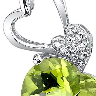 Peridot Pendant Necklace 14 Karat White Gold Heart 2.71 Carats