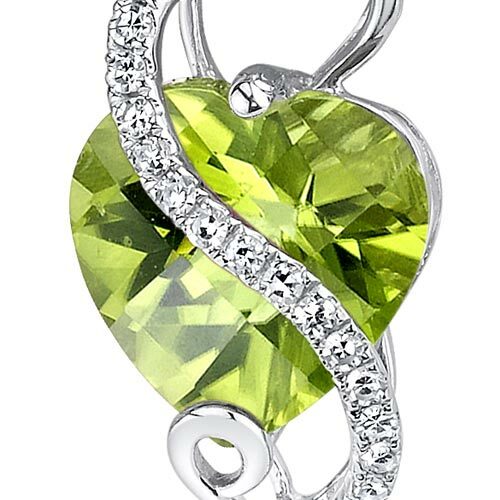 Peridot Pendant Necklace 14 Karat White Gold Heart 3.02 Carats