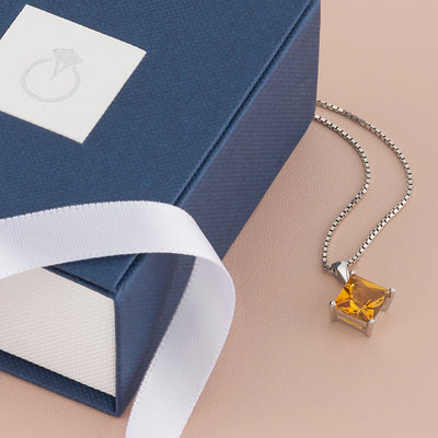 Citrine Pendant Necklace 14 Karat White Gold Princess 2.26 Carat