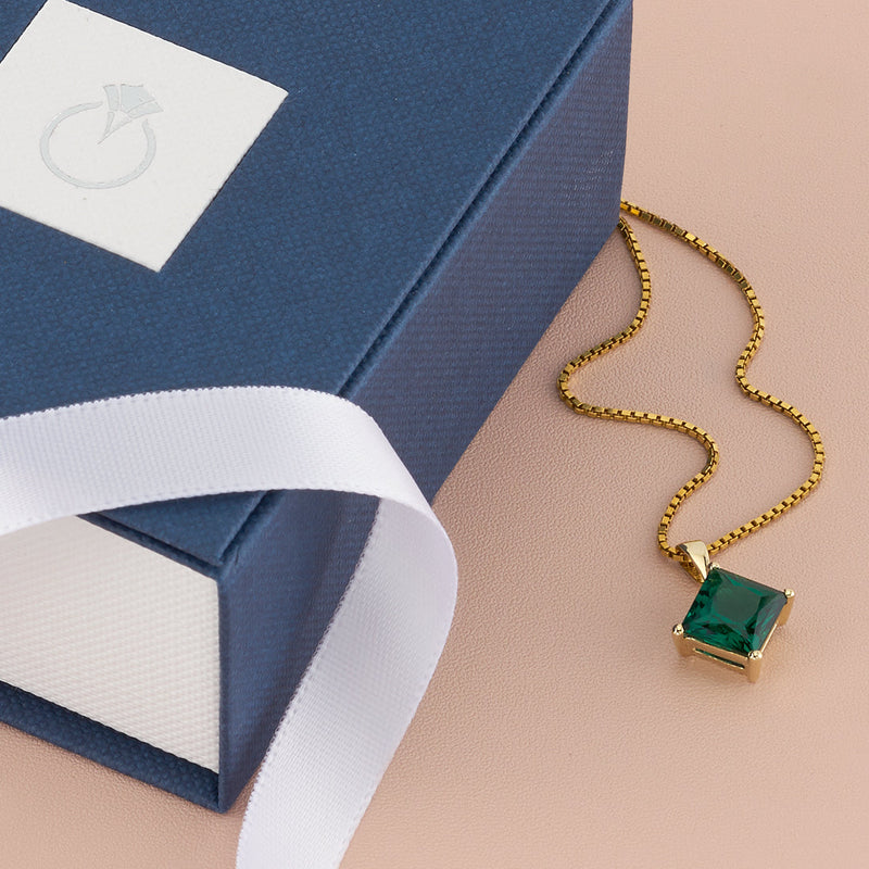 Emerald Pendant Necklace 14K Yellow Gold Princess Cut 2.25 Carats