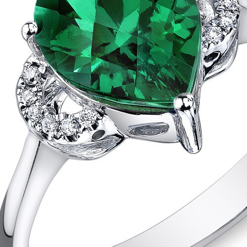 Emerald Ring 14 Karat White Gold Pear Shape 2 Carats R61570