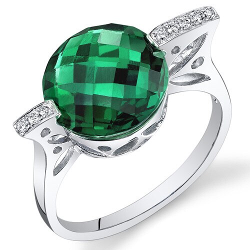 Emerald Ring 14 Karat White Gold Round Shape 4.3 Carats