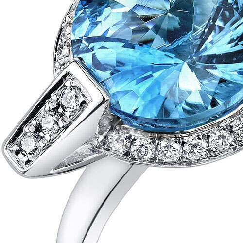 Swiss Blue Topaz Ring 14 Karat White Gold Round Shape 3.75 Cts