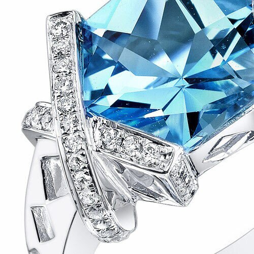 Swiss Blue Topaz Ring 14 Karat White Gold Hexagon Shape 3.1 Cts