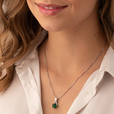 Emerald Pendant Necklace Sterling Silver Heart Shape 3 Carats