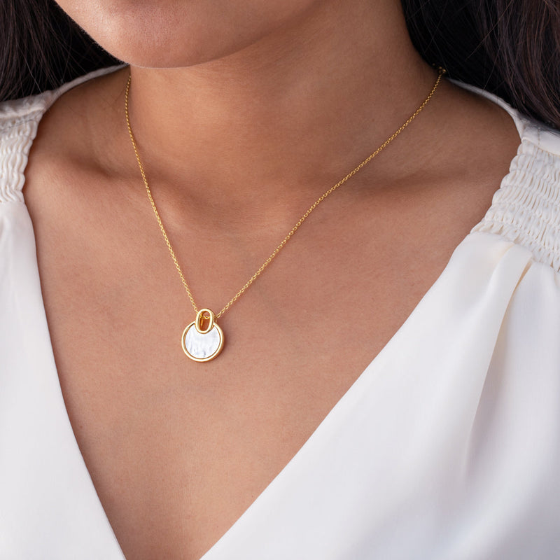 White Mother Of Pearl Circle Pendant Necklace in Sterling Silver