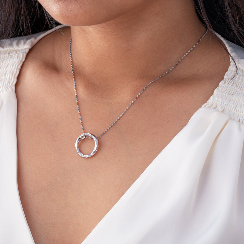 Sterling Silver Swirled Circle Pendant