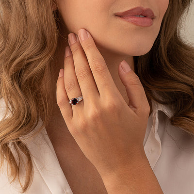 Garnet Ring Sterling Silver Round Shape 2.5 Carats