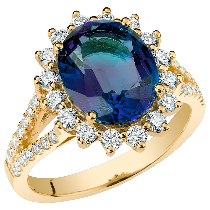 Peora Alexandrite Ring 5.25 Carats Oval Shape 14K Yellow Gold with Diamonds