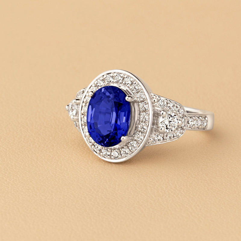 Peora Blue Sapphire and Diamond Oval Shape Ring 14K White Gold Vintage Style