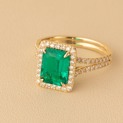 Peora Colombian Emerald Ring Emerald Cut 14K Yellow Gold with Diamonds