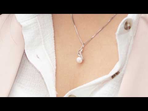 Video of Peora Freshwater Cultured White Pearl Dainty Pendant Necklace in Sterling Silver SP10888. Includes a Peora gift box. Free shipping, 30-day returns, authenticity guaranteed. 